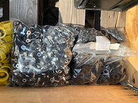 Partij - würth - bouten - moeren en bevestigingsmaterialen - afbeelding 1 van  23