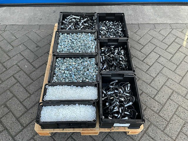Partij - würth - bouten - moeren en bevestigingsmaterialen - afbeelding 2 van  17