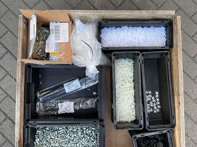 Partij - würth - bouten - moeren en bevestigingsmaterialen - afbeelding 4 van  12