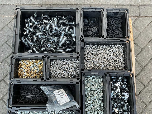 Partij - würth - bouten - moeren en bevestigingsmaterialen - afbeelding 5 van  14