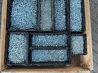 Partij - würth - bouten - moeren en bevestigingsmaterialen - afbeelding 2 van  13