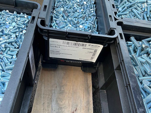 Partij - würth - bouten - moeren en bevestigingsmaterialen - afbeelding 7 van  13