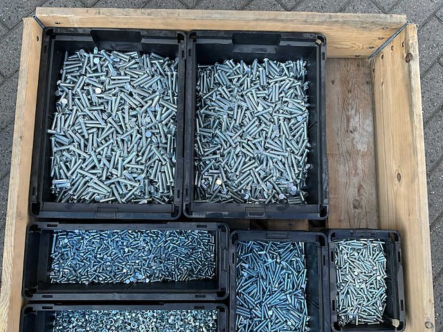 Partij - würth - bouten - moeren en bevestigingsmaterialen - afbeelding 4 van  12