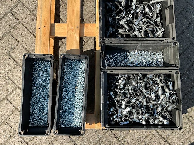 Partij - würth - bouten - moeren en bevestigingsmaterialen - afbeelding 3 van  10