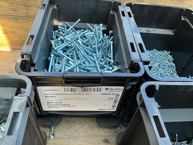 Partij - würth - bouw- en bevestigingsmateriaal - afbeelding 9 van  21