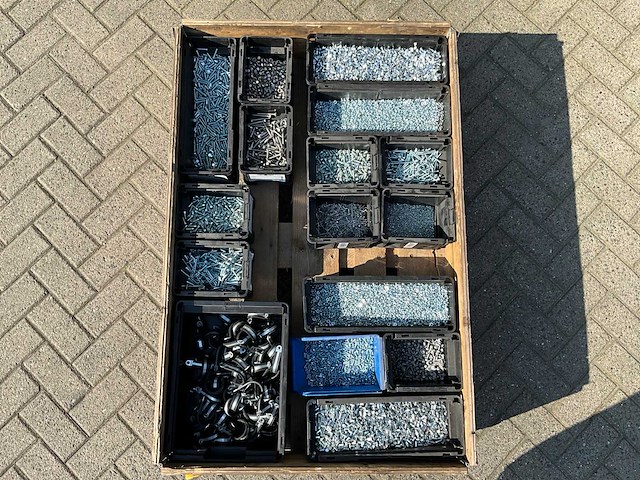 Partij - würth - bouw- en bevestigingsmateriaal - afbeelding 1 van  21