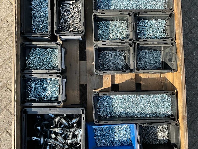 Partij - würth - bouw- en bevestigingsmateriaal - afbeelding 16 van  21
