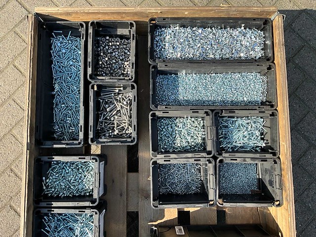 Partij - würth - bouw- en bevestigingsmateriaal - afbeelding 17 van  21