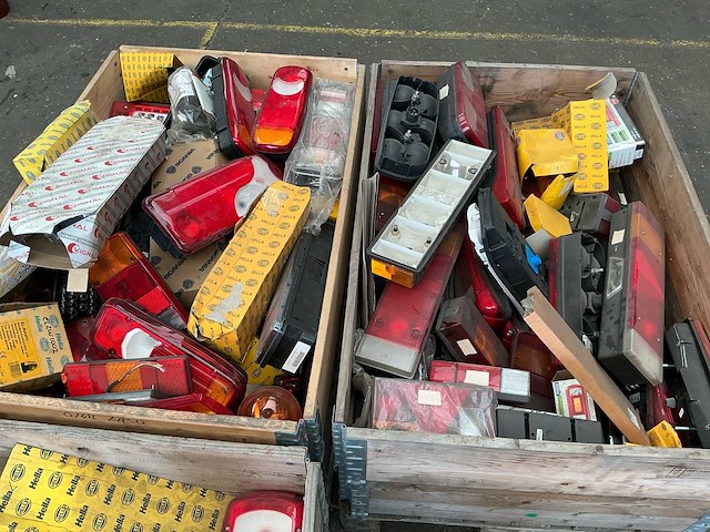 Partij- truck en trailerverlichting - afbeelding 6 van  11