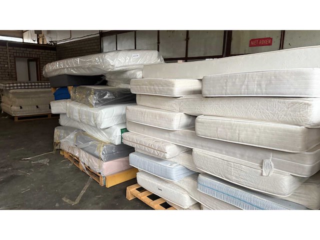 Partij 1 - mtf matras retouren - afbeelding 10 van  15