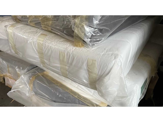 Partij 1 - mtf matras retouren - afbeelding 15 van  15