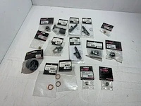 Partij 15 stuks, gm, modelbouw onderdelen