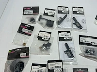 Partij 15 stuks, gm, modelbouw onderdelen - afbeelding 2 van  4