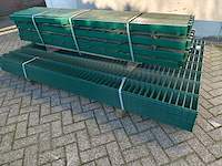 Partij 17x dubbelstaafs hekwerkpanelen 8 / 6 / 8 163 hoog met palen - afbeelding 2 van  9