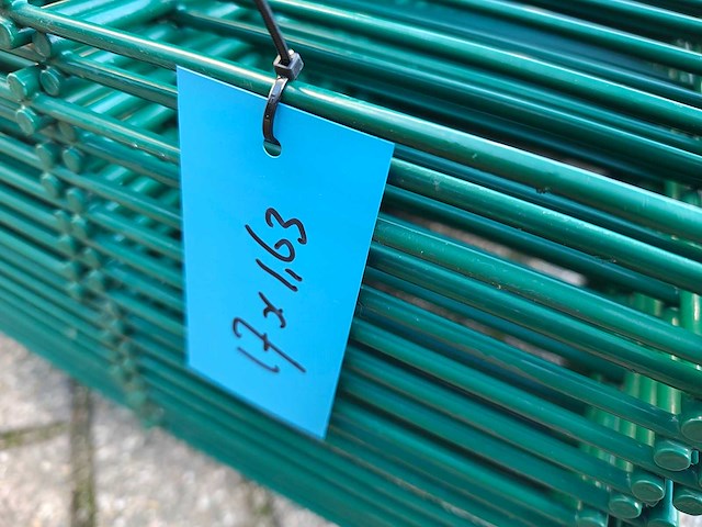 Partij 17x dubbelstaafs hekwerkpanelen 8 / 6 / 8 163 hoog met palen - afbeelding 8 van  9