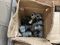 Partij 20 mm haakse knelkoppeling - afbeelding 4 van  5