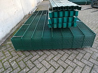 Partij 25x dubbelstaafs hekwerkpanelen 8 / 6 / 8 - 163 hoog met palen - afbeelding 3 van  4