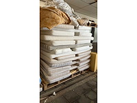 Partij 3 - mtf matras, topper en matraskern retouren - afbeelding 17 van  19