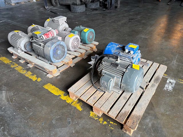 Partij 3-fase elektromotoren – diverse vermogens (5,5 – 11 kw) - afbeelding 15 van  22