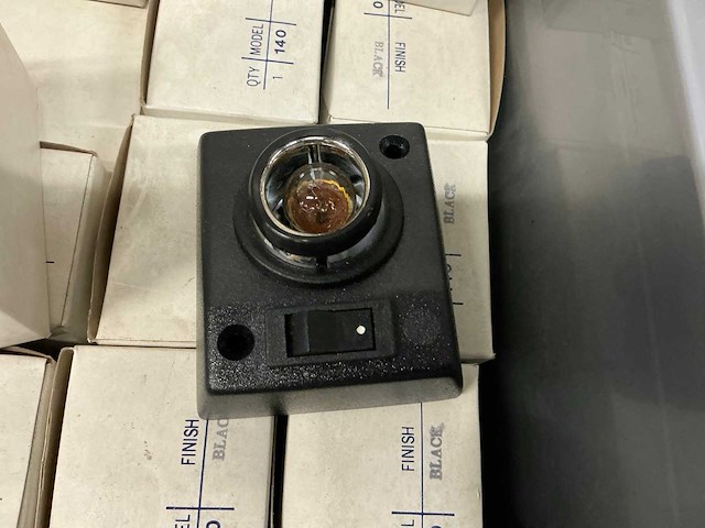 Partij 3-polige stekkers - afbeelding 6 van  9