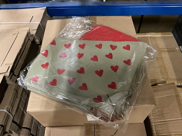 Partij 35x35cm sweetheard red opp40/fibre oblique (4500x) - afbeelding 4 van  5