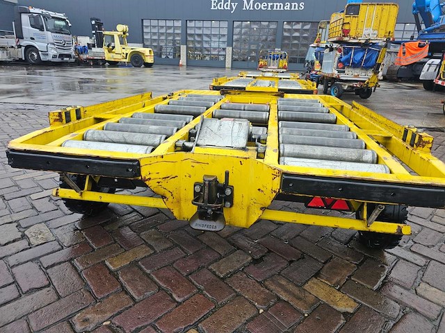 Partij 5 stuks blumenbecker-technik kfc vliegtuigbagagewagens (containerdolly's / rollenwagens) - afbeelding 8 van  10