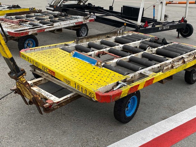 Partij 5 stuks blumenbecker-technik kfc vliegtuigbagagewagens (containerdolly's / rollenwagens) - afbeelding 4 van  8