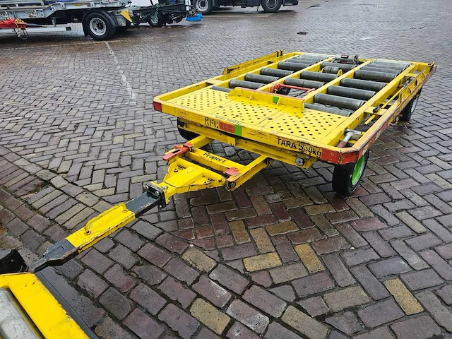 Partij 5 stuks blumenbecker-technik kfc vliegtuigbagagewagens (containerdolly's / rollenwagens) - afbeelding 4 van  10