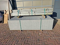 Partij 50x dubbelstaafs hekwerkpanelen gegalvaniseerd 183 hoog 8 / 6 / 8 - met palen 27x - afbeelding 4 van  11