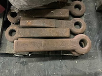 Partij aanbouwdelen en trekogen - afbeelding 2 van  2