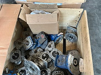 Partij aandrijfcomponenten - afbeelding 2 van  4