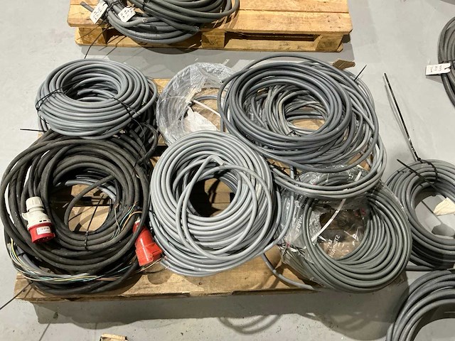 Partij aangebroken ymvk kabel - afbeelding 10 van  19