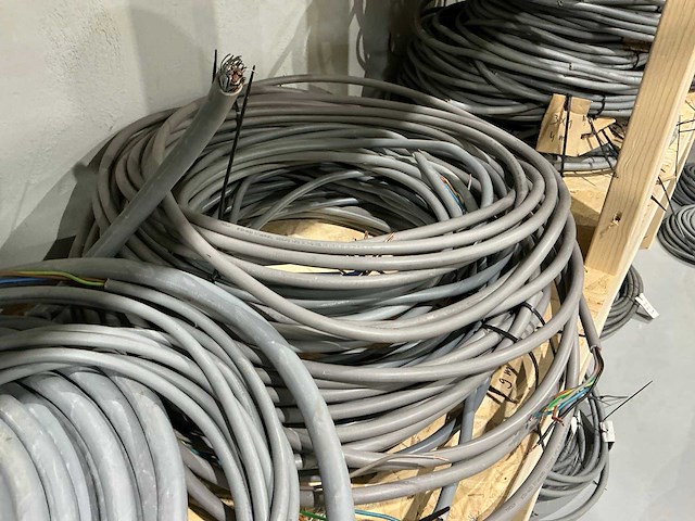 Partij aangebroken ymvk kabel - afbeelding 13 van  19
