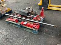 Partij aanhangwagen onderdelen - afbeelding 1 van  8