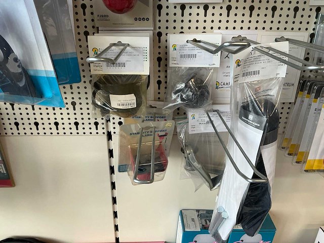 Partij aanhangwagen onderdelen - afbeelding 6 van  21