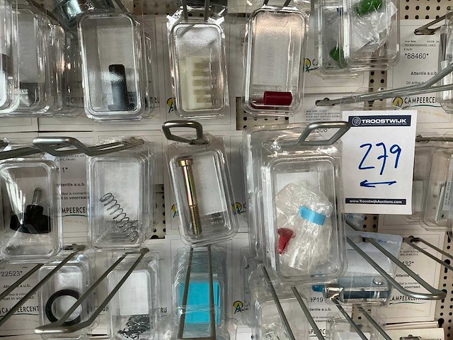 Partij aanhangwagen onderdelen - afbeelding 9 van  21