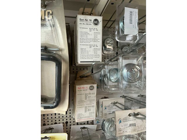 Partij aanhangwagen onderdelen - afbeelding 19 van  21