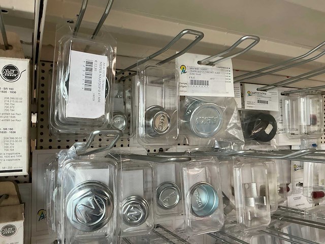 Partij aanhangwagen onderdelen - afbeelding 21 van  21