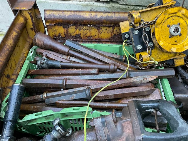 Partij aannemersmateriaal - afbeelding 5 van  8