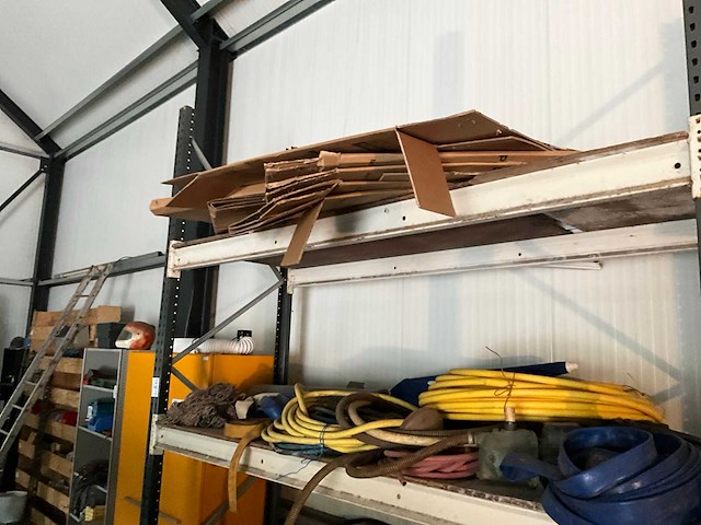 Partij aannemersmateriaal - afbeelding 3 van  4