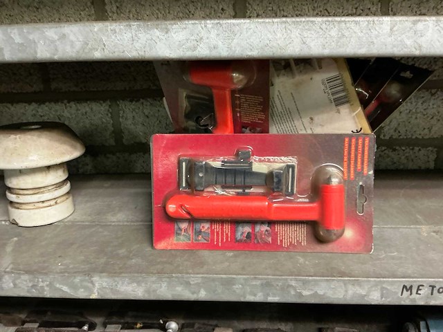 Partij aannemersmateriaal - afbeelding 4 van  15