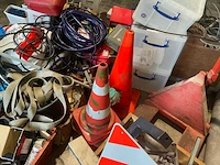 Partij aannemersmateriaal - afbeelding 7 van  13