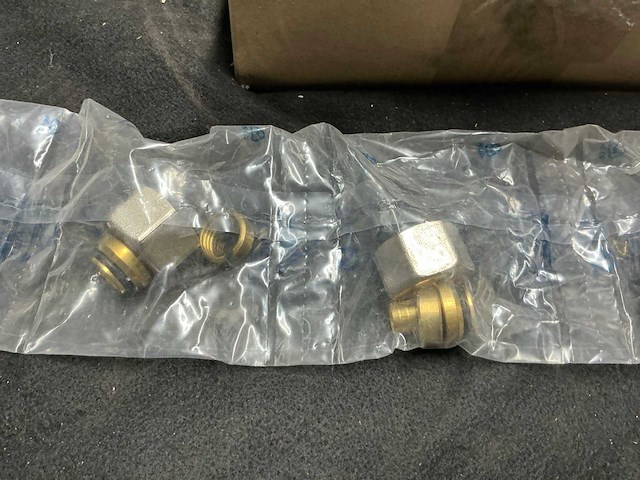 Partij aansluitkoppelingen - afbeelding 2 van  3