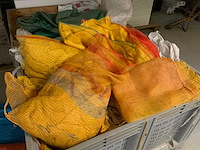 Partij aardappelnetten, gewasnetten, zeilen , etc - afbeelding 3 van  10