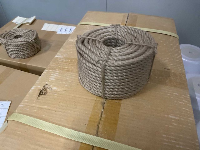 Partij aardewerk bloempotten - afbeelding 11 van  13