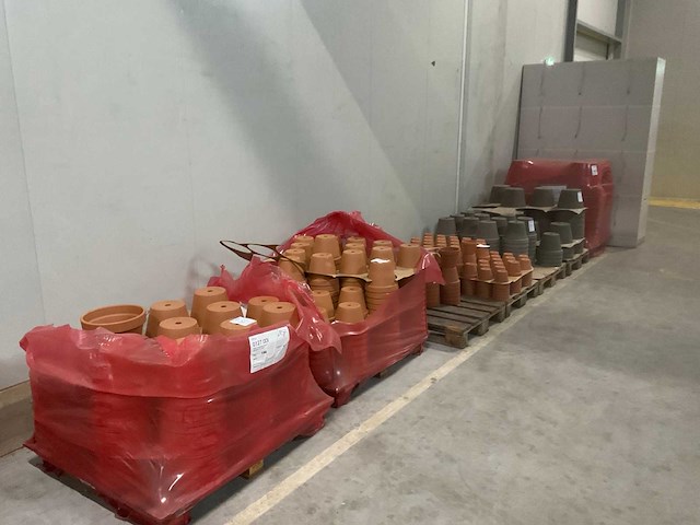 Partij aardewerk potten - afbeelding 12 van  17
