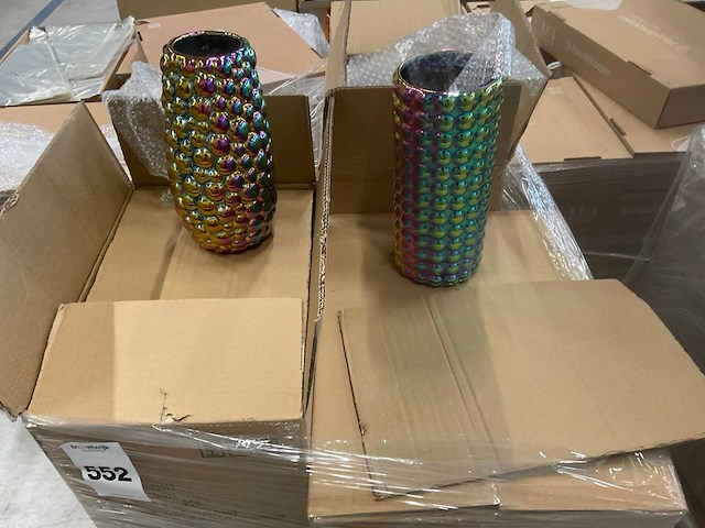 Partij aardewerk vazen - afbeelding 2 van  8