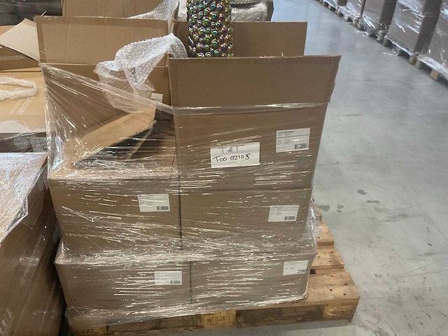 Partij aardewerk vazen - afbeelding 3 van  8