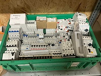 Partij aardlekautomaten en schakelmateriaal - afbeelding 2 van  6