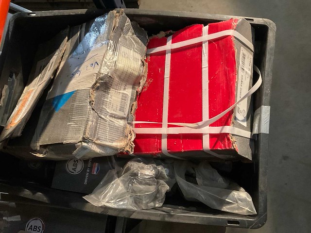 Partij abs auto onderdelen - afbeelding 2 van  3